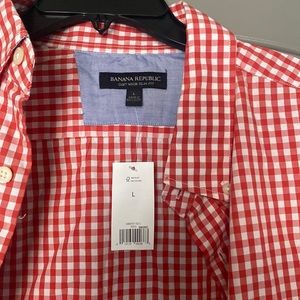 Men’s Banana Republic Large button down shirt.